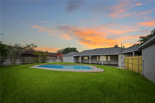 2504 Memorial Drive, Bryan, TX 77802