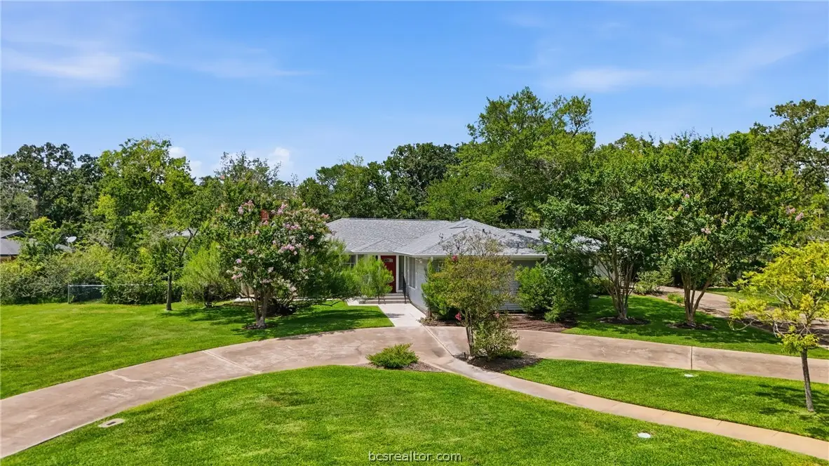 308 Brookside Drive E, Bryan, TX 77801 - #1