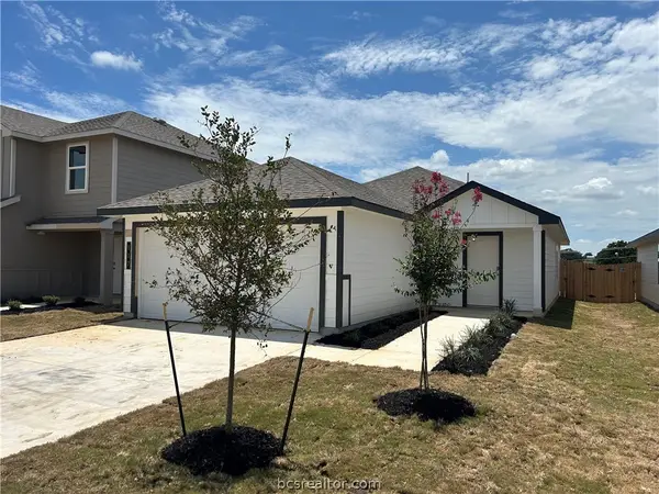 117 Mullins Drive, Rockdale, TX 76567