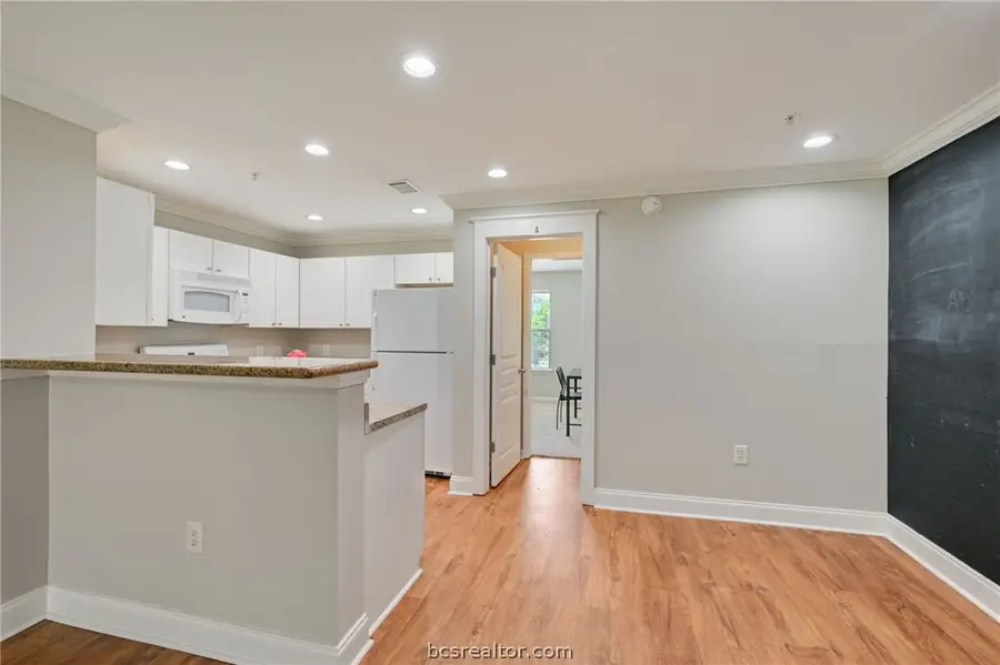 1725 Harvey Mitchell #2025, College Station, TX 77840-6405 - #3