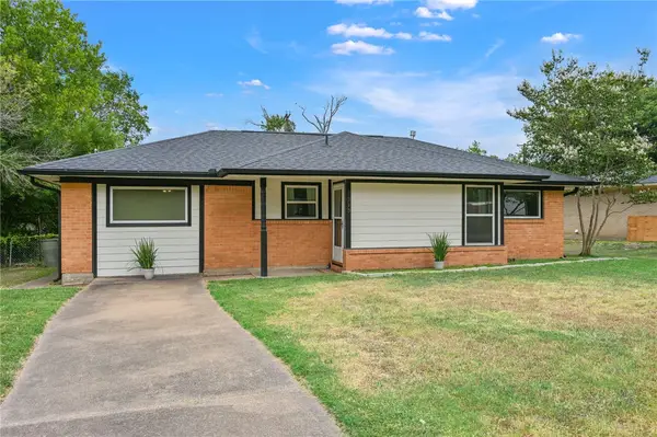 1915 Vinewood Drive, Bryan, TX 77802