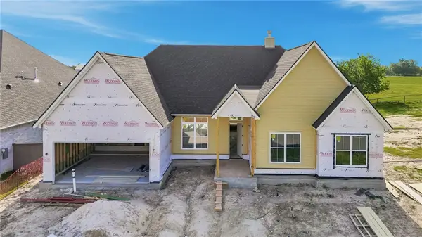 7040 Skipping Rock Path, Bryan, TX 77808