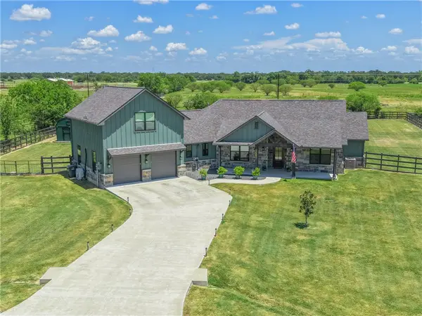 7580 Garrison Creek Drive, Bryan, TX 77808