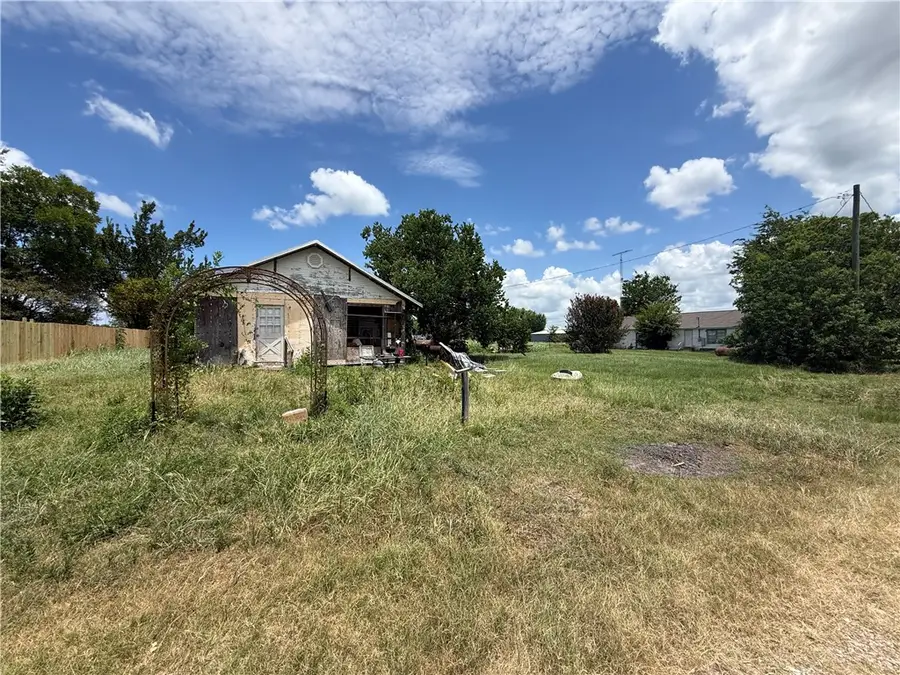 7160 Commerce Street, Iola, TX 77861 - #3