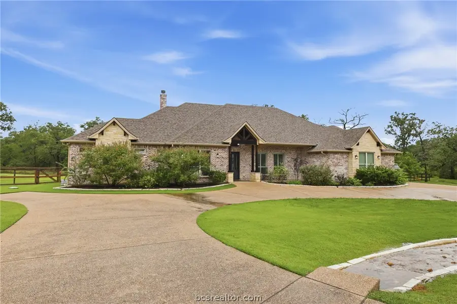 10225 Cambridge Drive, Iola, TX 77861 - #2