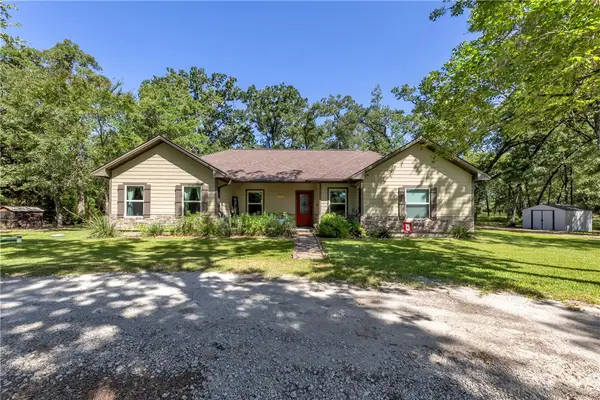 9847 Weedon Loop, Bryan, TX 77808