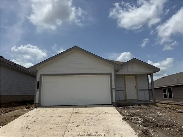 1253 Hickory Grove Street, Brenham, TX 77833