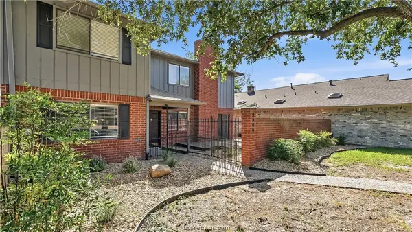 2905 Broadmoor Drive, Bryan, TX 77802