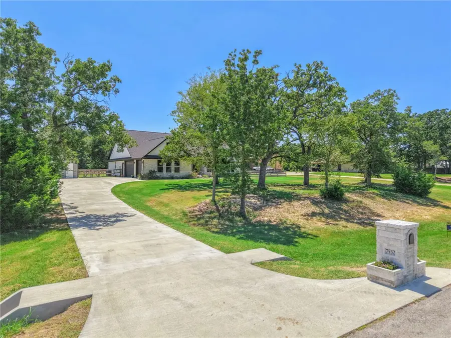 7532 Field Creek Estates Drive, Bryan, TX 77808 - #3
