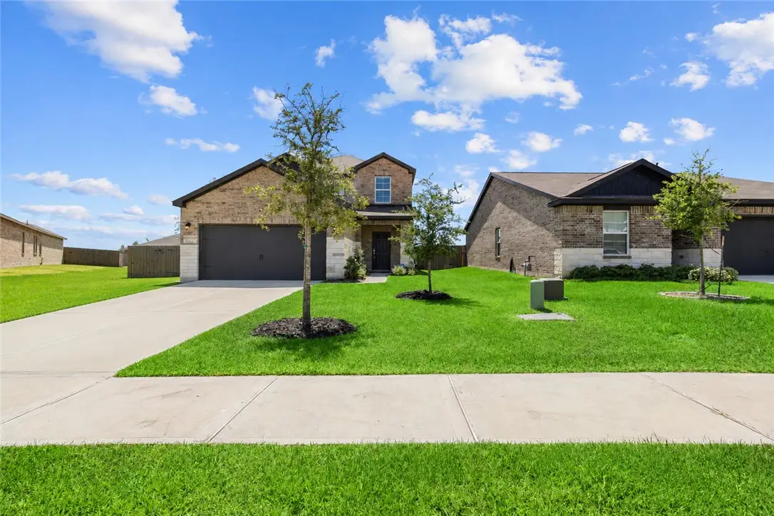 2010 Champions Drive, Navasota, TX 77868 - #1