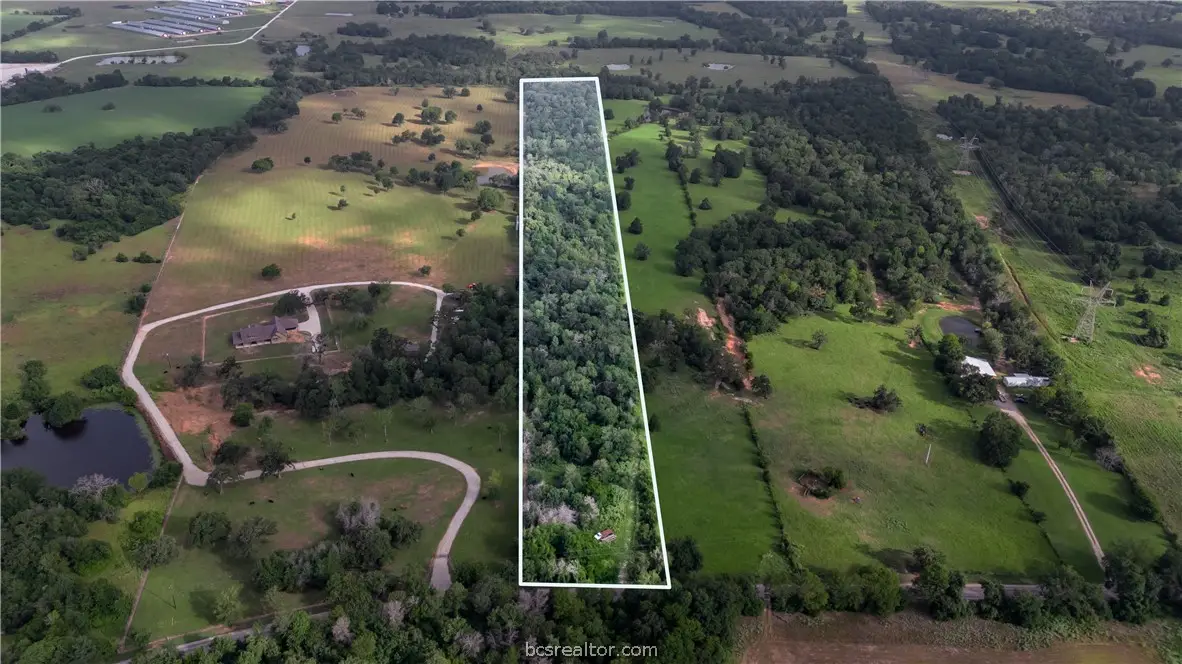8285 Edge School House Road, Hearne, TX 77859 - #1