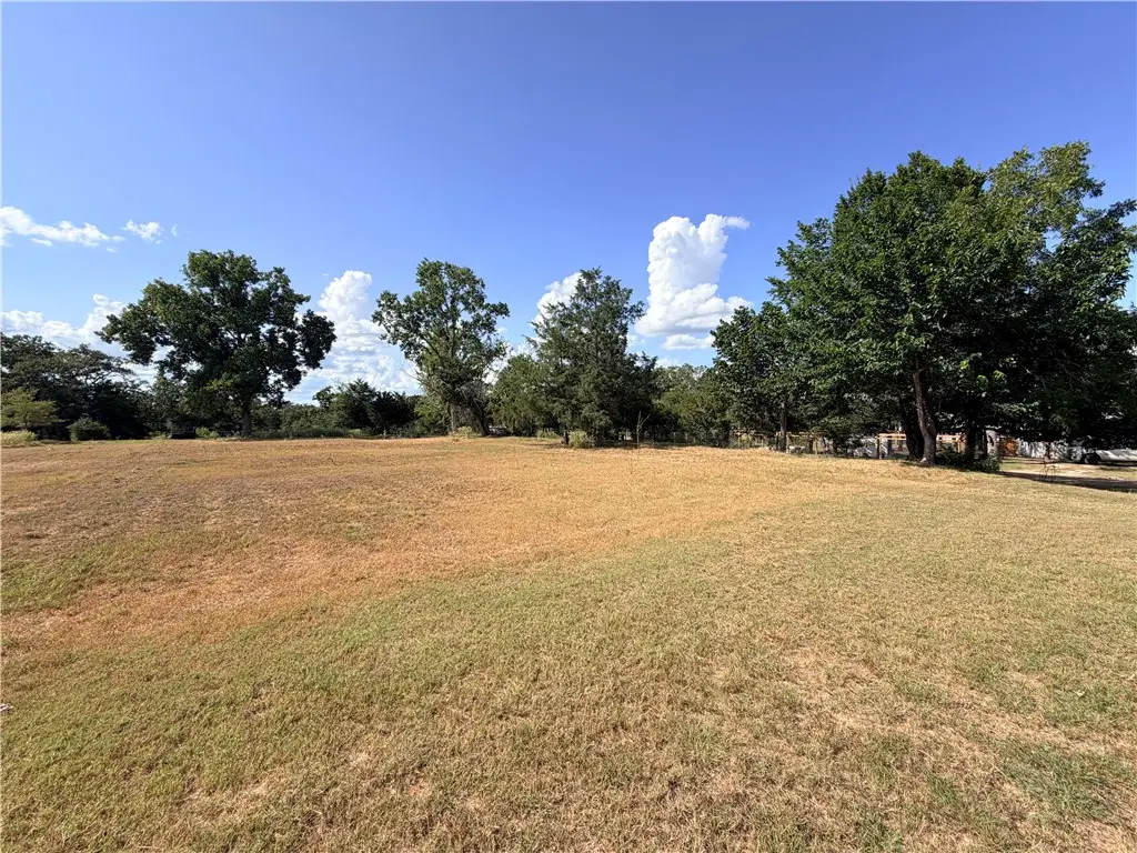 206 Northwood Drive, Somerville, TX 77879 - #1