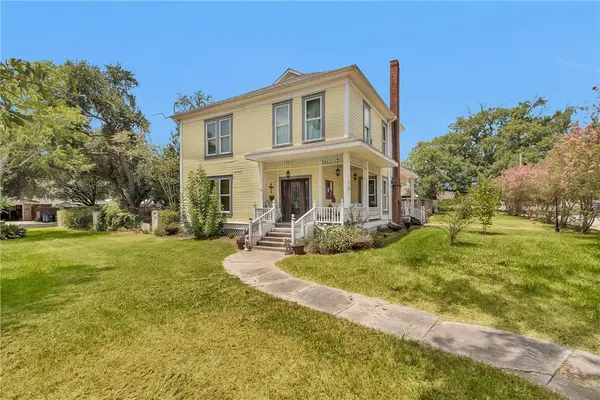 1017 Water Street, Navasota, TX 77868