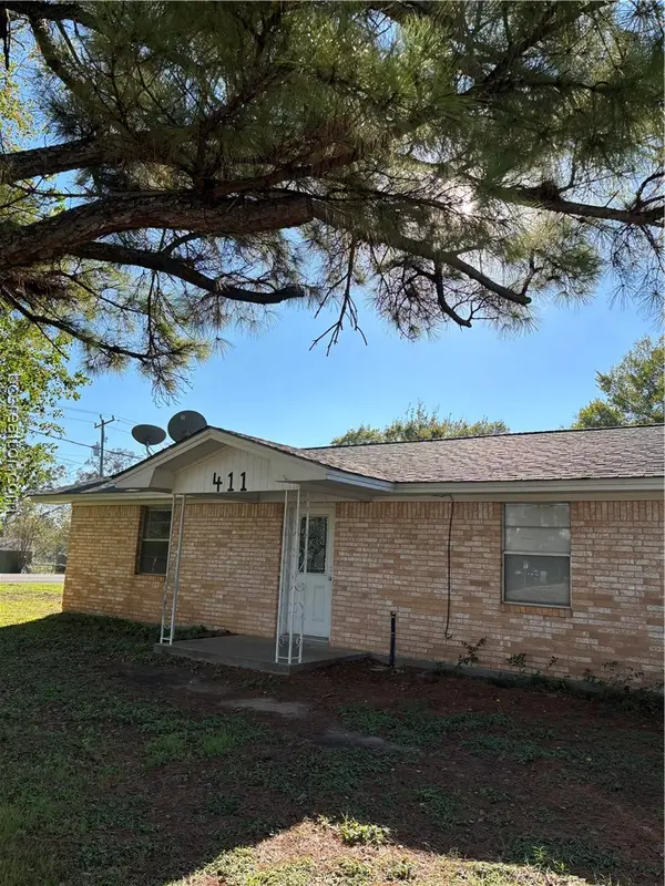 411 Hickory Street, Calvert, TX 77837