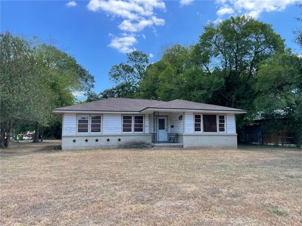 601 Anderson Street, Hearne, TX 77859 - #1
