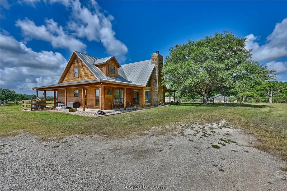 3090 Old Navasota, Brenham, TX 77833 - #1