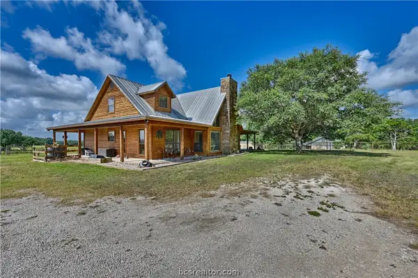 3090 Old Navasota, Brenham, TX 77833