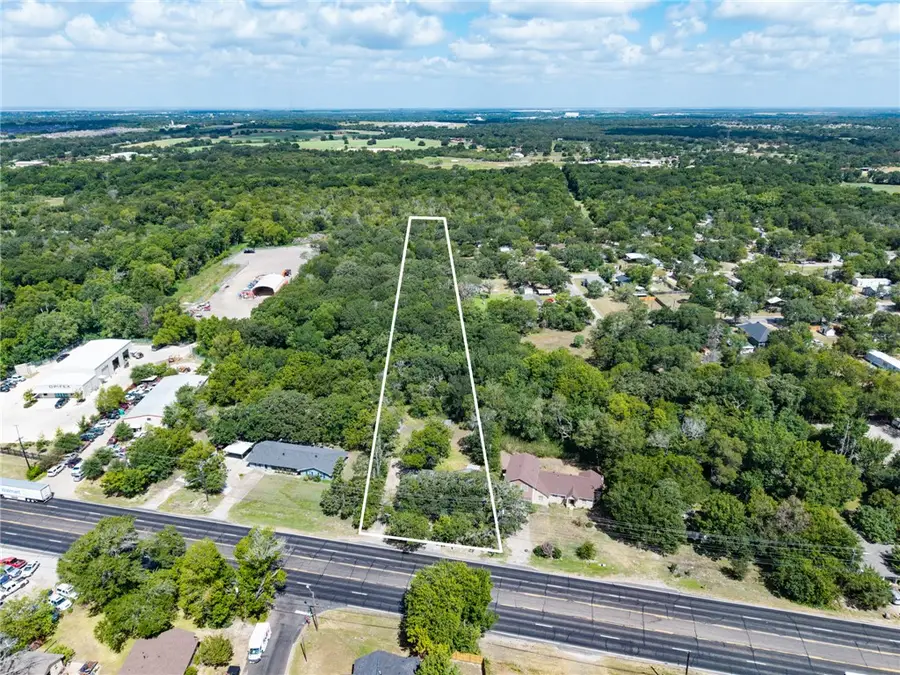 2108 W Highway 21, Bryan, TX 77803 - #2