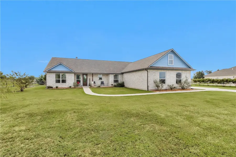 9123 Scarborough Drive, Iola, TX 77861 - #2