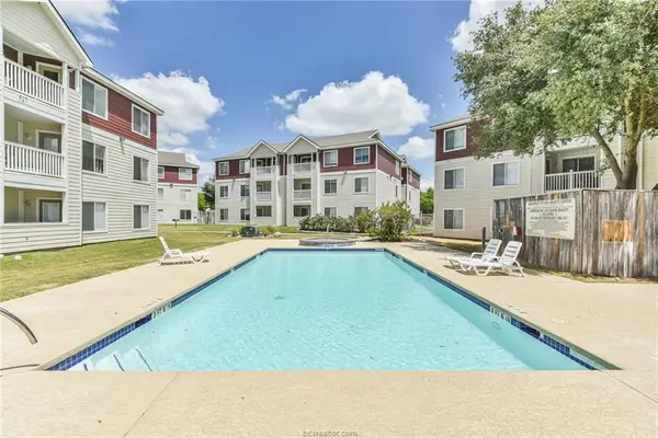 529 Southwest Parkway #203, College Station, TX 77840