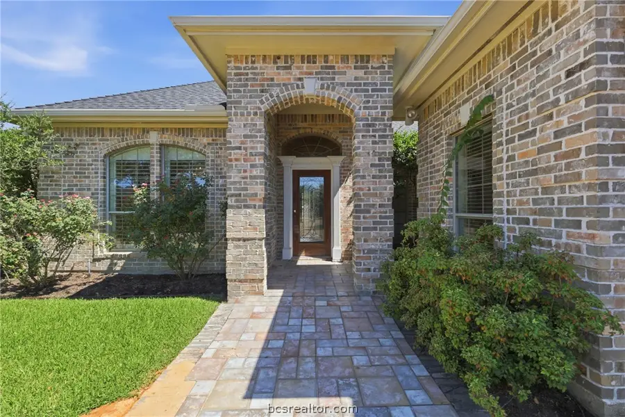 4920 Fairfield Court, Bryan, TX 77802 - #2