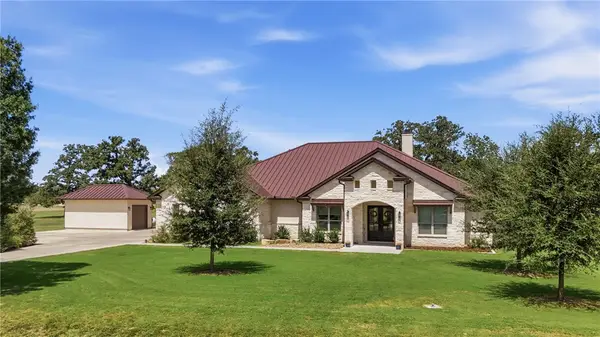 9433 Balfour Street, Iola, TX 77861