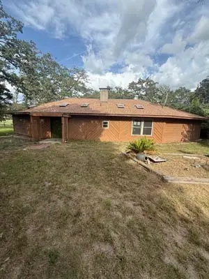 64 Golfview Drive, Hilltop Lakes, TX 77871