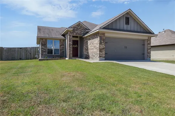 831 Mockingbird Street, Navasota, TX 77868