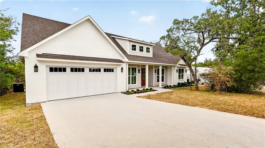 212 Greenway Drive, Bryan, TX 77801 - #2