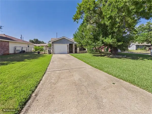1140 Bittle Lane, Bryan, TX 77803