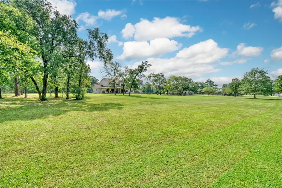 26 Woodland Hills Dr Drive, Huntsville, TX 77320 - #3