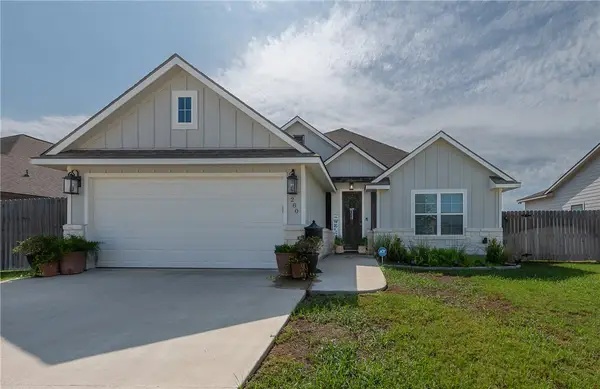280 Brazos Bend, Snook, TX 77878