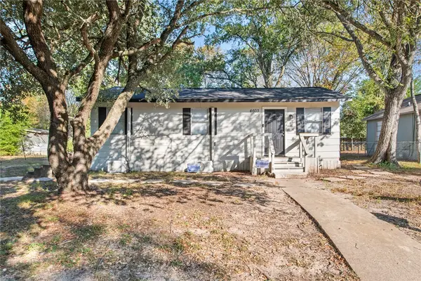 4603 Castle Avenue, Bryan, TX 77808