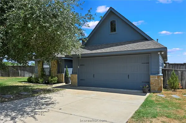 3802 Wild Horse Creek Court, College Station, TX 77845