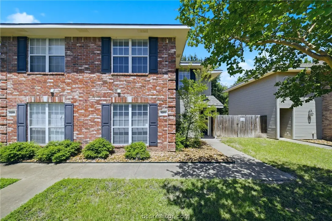 1229, 1231, 1233, 1235 Oney Hervey Drive, College Station, TX 77840-4229 - #1