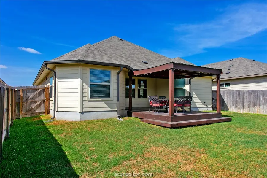 2060 Chief Street, Bryan, TX 77807 - #2