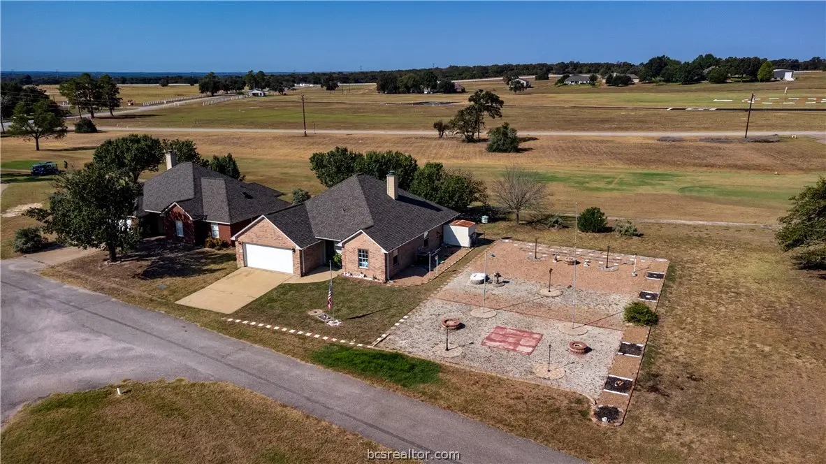 173 Patio Loop, Hilltop Lakes, TX 77871 - #1