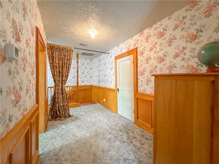 106 S Logan Avenue, Bryan, TX 77803 - #3