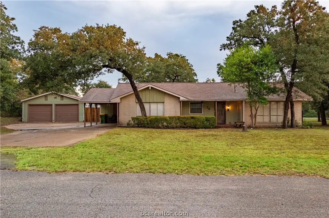 195 Gloccomora Lane, Hilltop Lakes, TX 77871 - #1