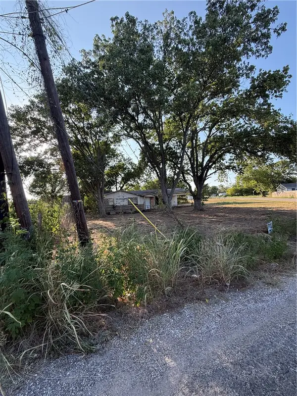0 Pin Oak Street, Hearne, TX 77859