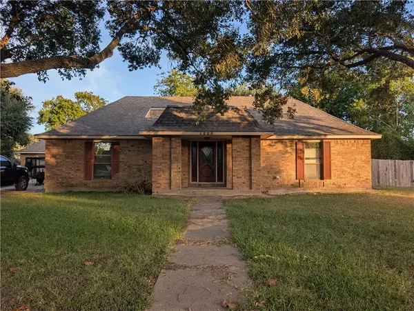 1520 Sycamore Street, Navasota, TX 77868