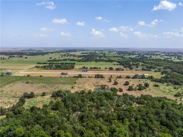 126 Court Side Drive, Snook, TX 77879