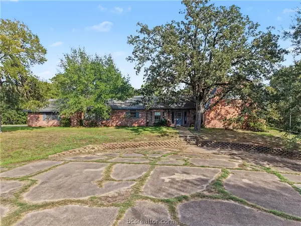 7097 Batts Ferry Road, College Station, TX 77845