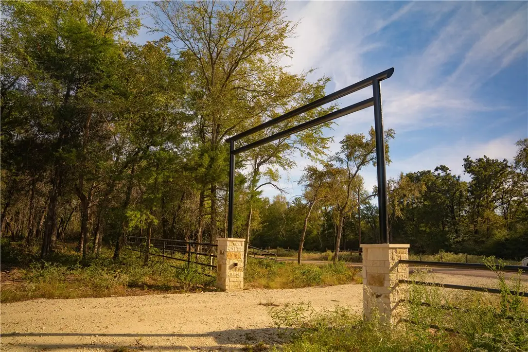 12416 Red Hill Rd, Lot 11 Countyroad, Hearne, TX 77859 - #1