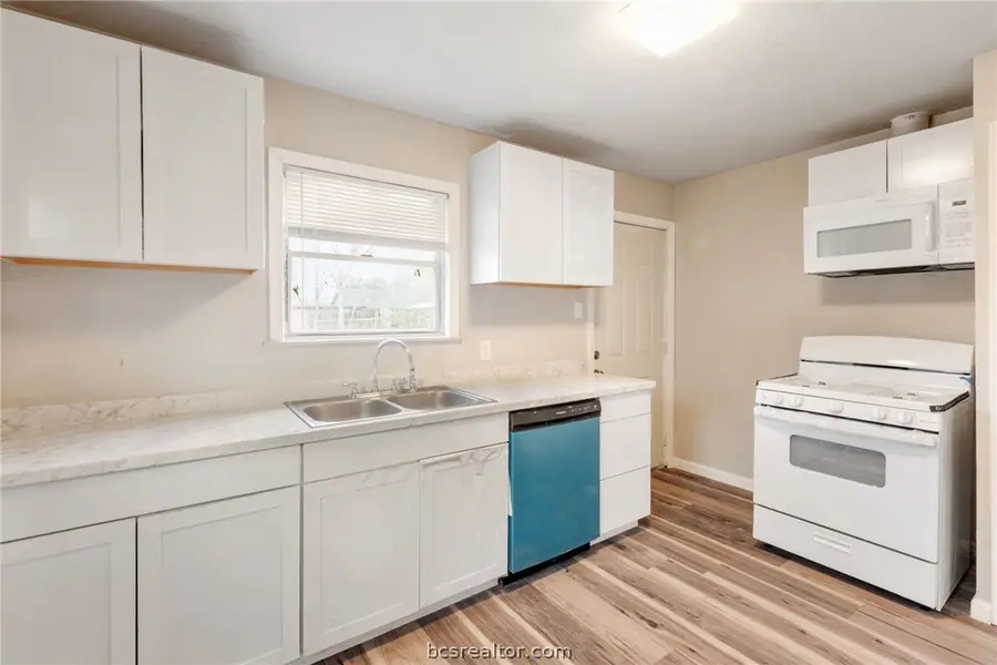 806 Walnut Street, Bryan, TX 77803 - #3