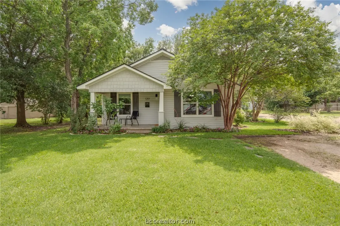 1201 E 30th Street, Bryan, TX 77802 - #1