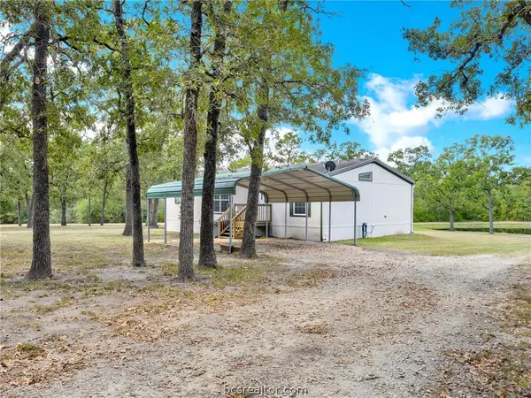 14223 Long Drive, Iola, TX 77861
