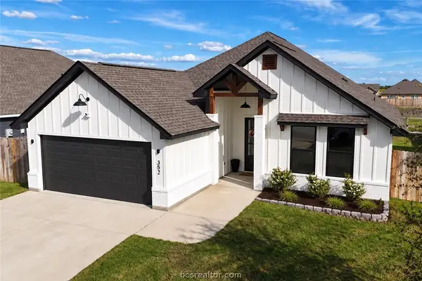 352 Brazos Bend, Snook, TX 77879