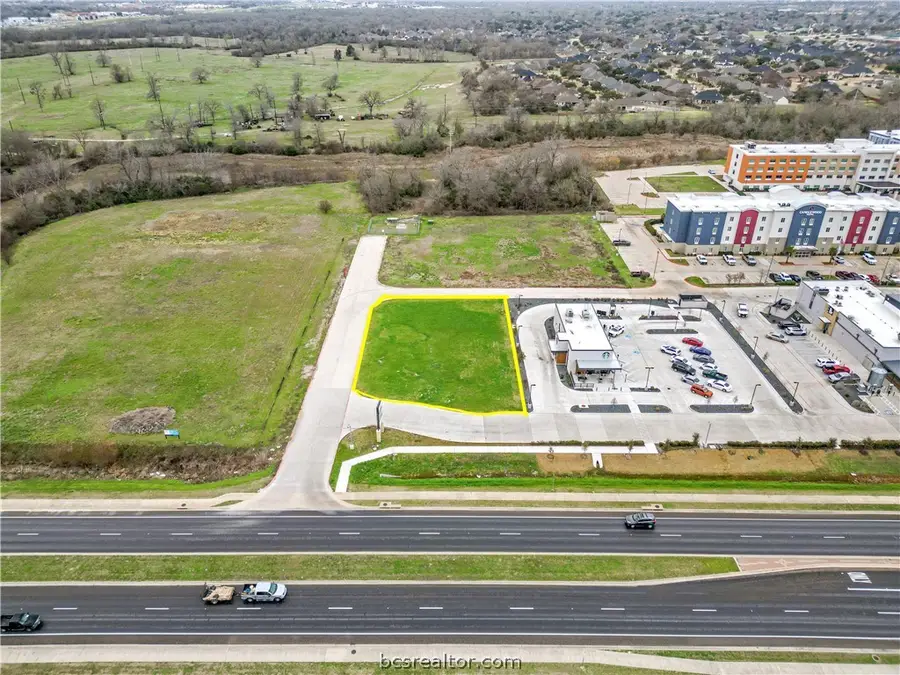 3047 University Dr, Bryan, TX 77802 - #2