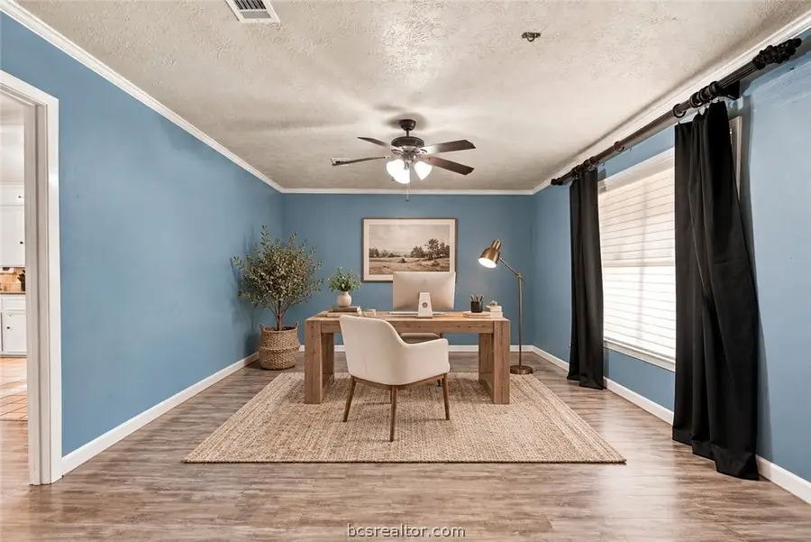 3800 Windridge Drive, Bryan, TX 77802 - #3